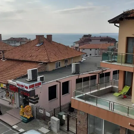 公寓 Guest House Sveti Vlas 圣弗拉斯