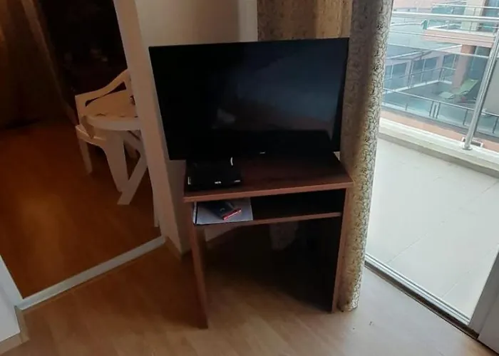 Guest House Sveti Vlas Апартамент *